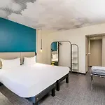 Ibis Lisboa Alfragide 2*