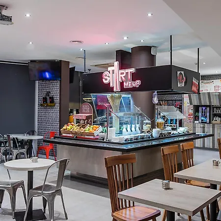 Hotell Ibis Lisboa Alfragide 2*