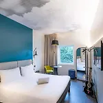 Ibis Lisboa Alfragide 2*