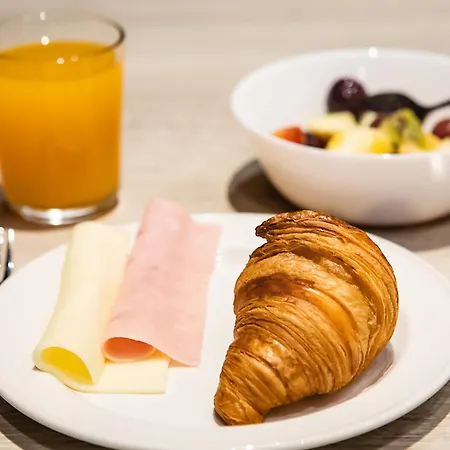 Hotel Ibis Lisboa Alfragide 2*