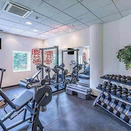 Ibis Lisboa Alfragide 2*