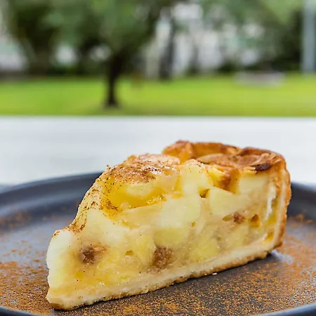 Ibis Lisboa Alfragide 2*