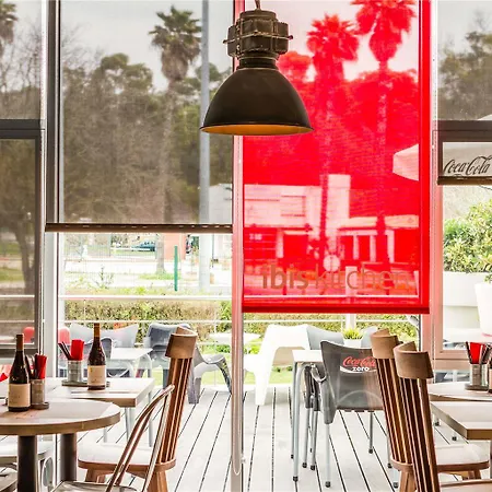 Ibis Lisboa Alfragide מלון