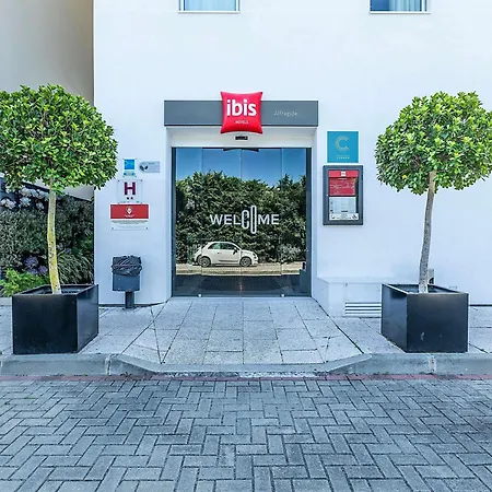 Ibis Lisboa Alfragide 2*
