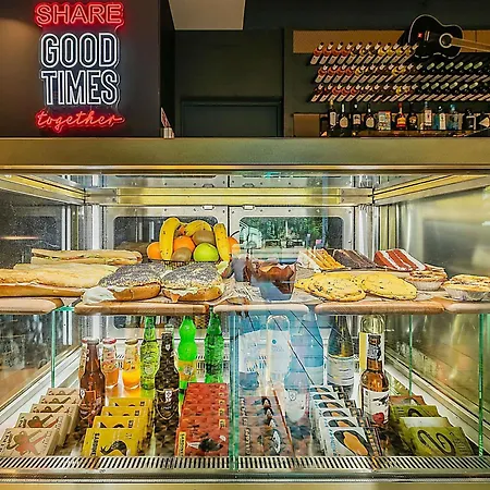 Ibis Lisboa Alfragide アマドーラ