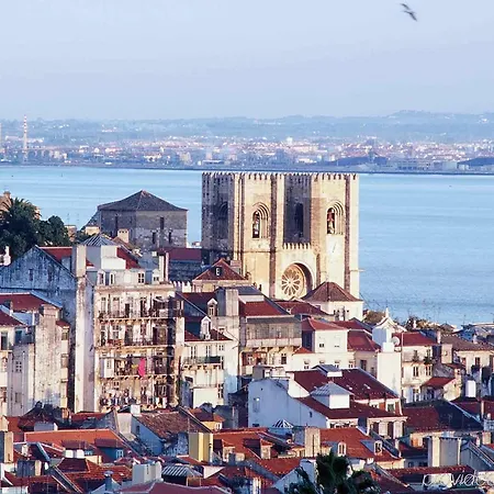 Ibis Lisboa Alfragide Отель